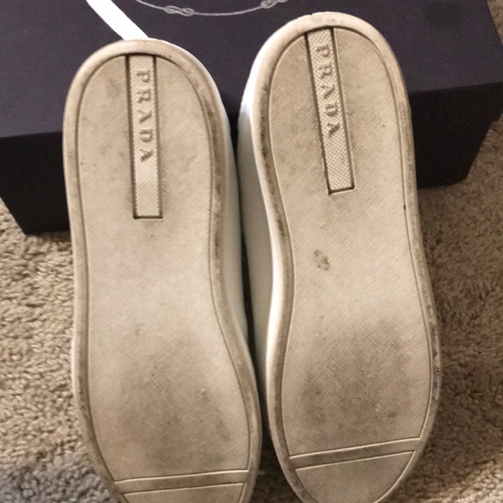 Low Top Sneaker View 4